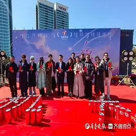 当星光坠入花海